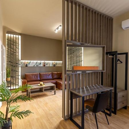דירות אתונה Noho Boutique , Premium Living Dikeou 8 מראה חיצוני תמונה