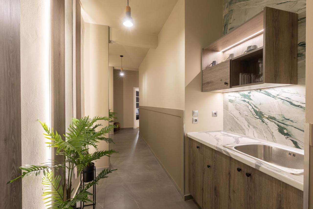 דירות אתונה Noho Boutique , Premium Living Dikeou 8 מראה חיצוני תמונה