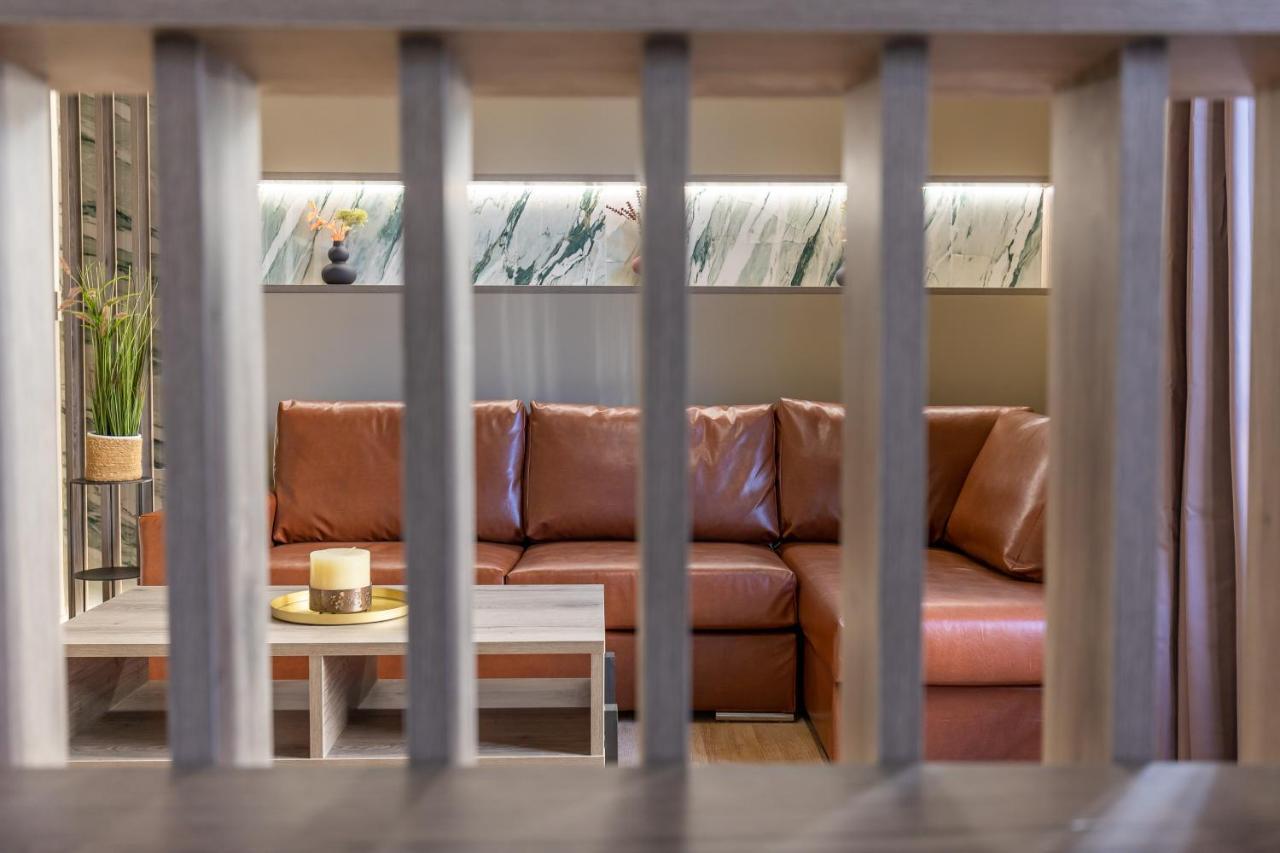 דירות אתונה Noho Boutique , Premium Living Dikeou 8 מראה חיצוני תמונה