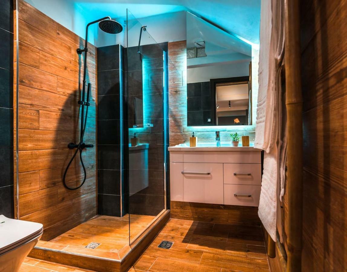 דירות אתונה Noho Boutique , Premium Living Dikeou 8 מראה חיצוני תמונה
