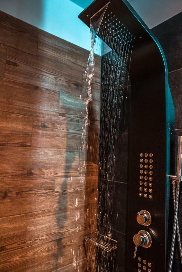 דירות אתונה Noho Boutique , Premium Living Dikeou 8 מראה חיצוני תמונה